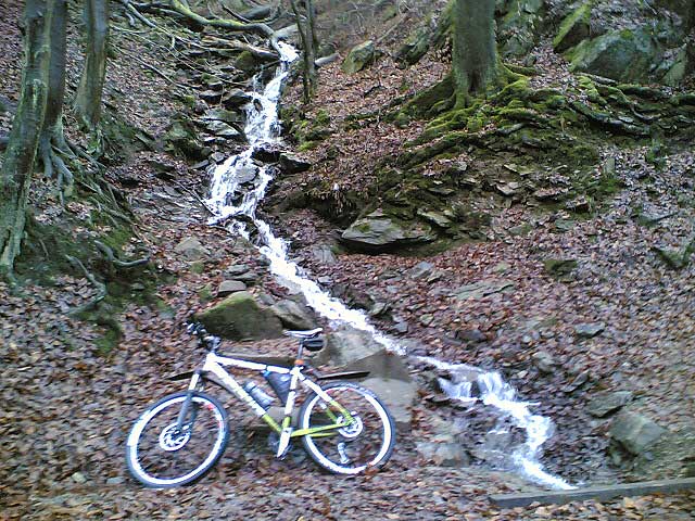 Bike am Wasserfall