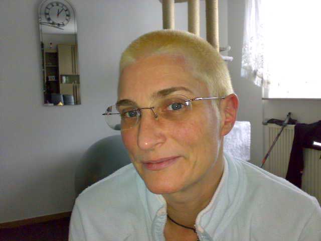 Anja blond