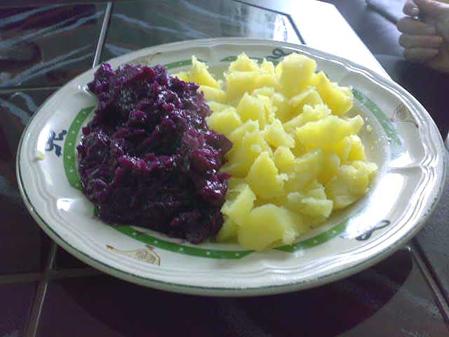 Kartoffeln mit Rotkohl