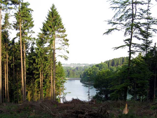 Blick auf die Talsperre