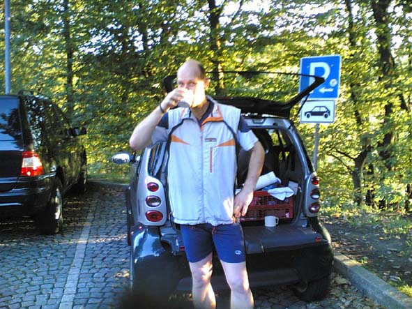 Lutz am Auto